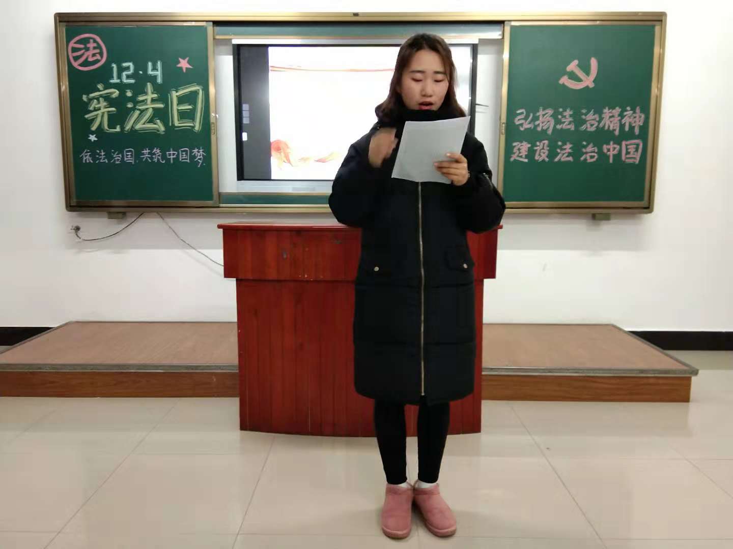 旅游商務學院2018級學生舉行