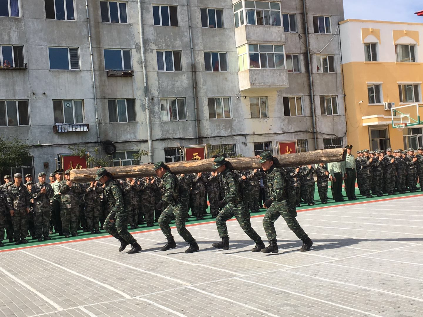全民國防教育日_我校學子走進軍營接受國防教育 全民國防教育日_我校學子走進軍營接受國防教育