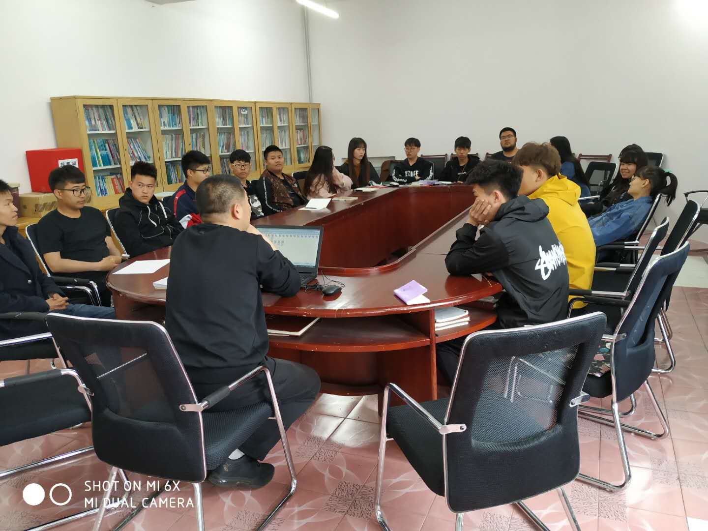 黨支部書記講黨課 黨支部書記講黨課