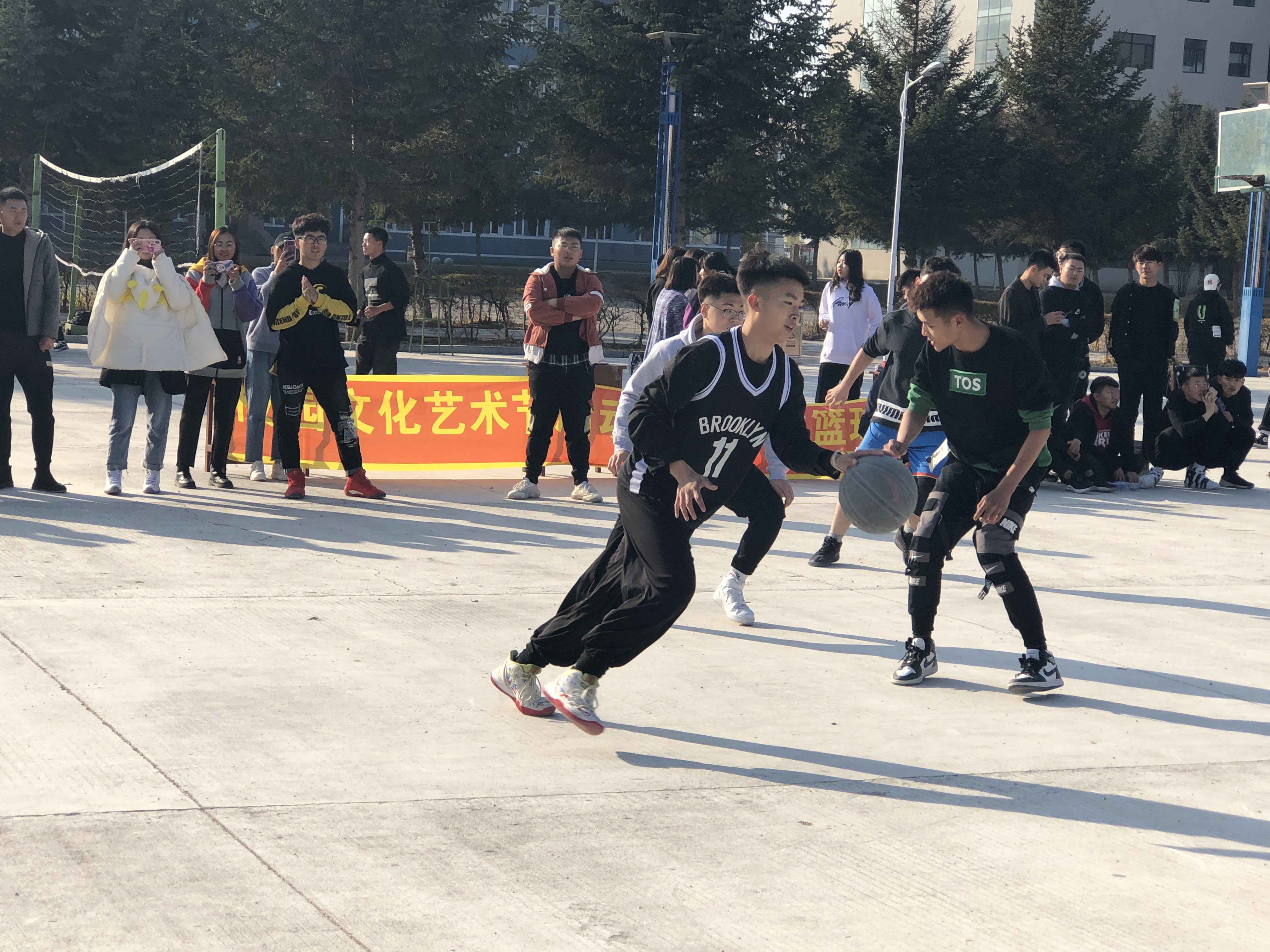 團(tuán)結(jié)文明展現(xiàn)風(fēng)采之籃球比賽