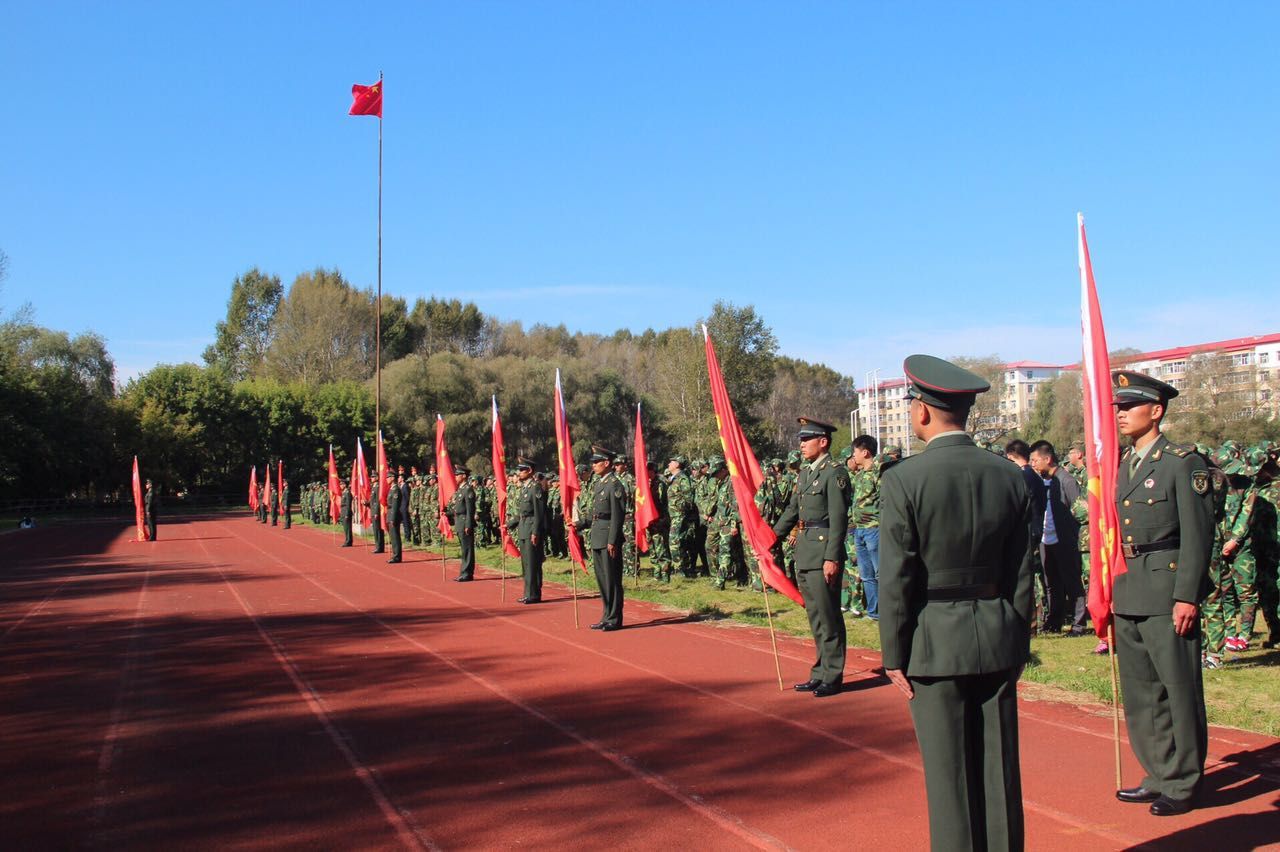 伊春職業(yè)學院入選教育部“國防教育特色學?!? border= 伊春職業(yè)學院入選教育部“國防教育特色學校”