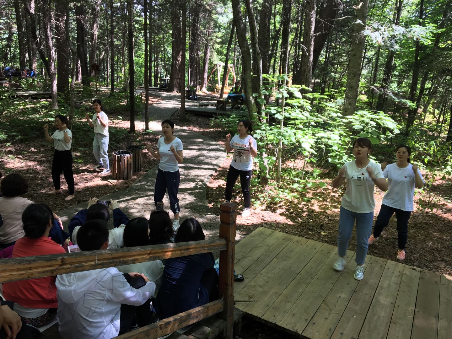 醫(yī)學技術學院主題黨日活動