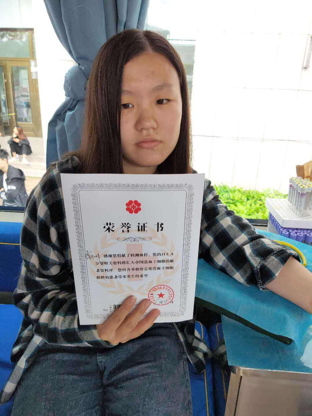 愛(ài)心凝聚力量_奉獻(xiàn)鑄就青春 愛(ài)心凝聚力量_奉獻(xiàn)鑄就青春