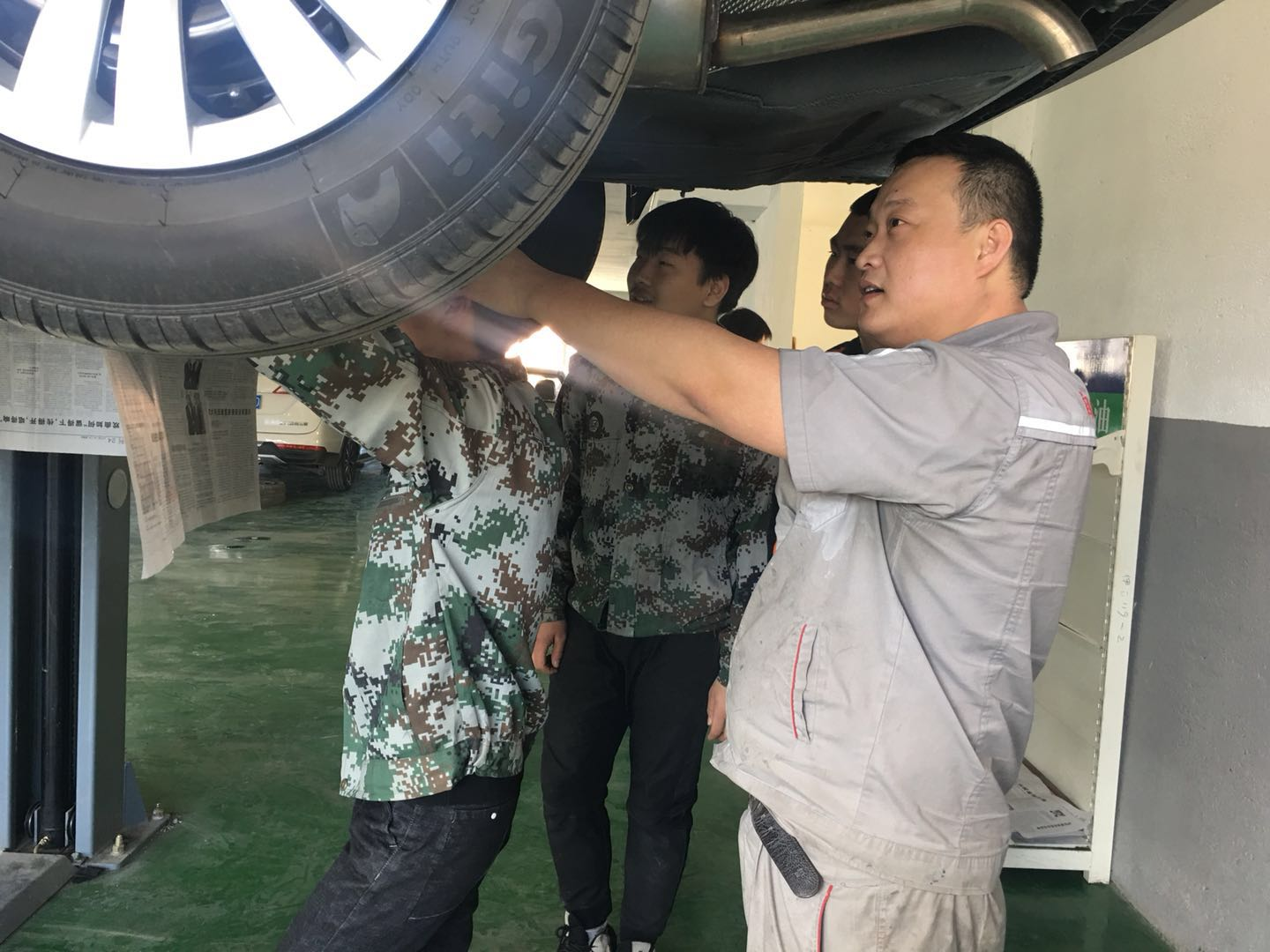 新學(xué)期_新征程---半工半讀學(xué)徒制的繼續(xù)深入 新學(xué)期_新征程---半工半讀學(xué)徒制的繼續(xù)深入