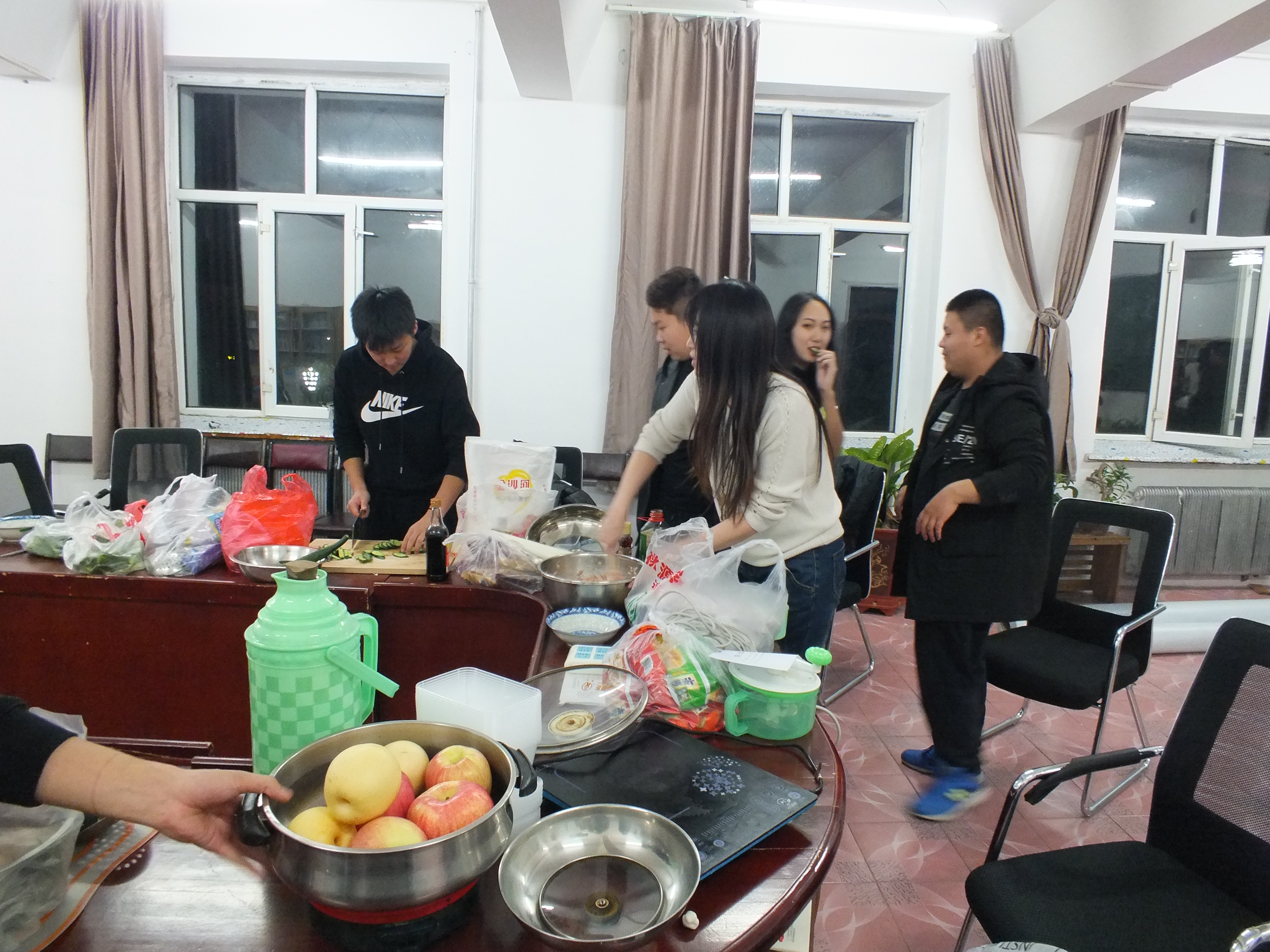 冬至不寒，有家更暖——計算機學院立冬聚餐