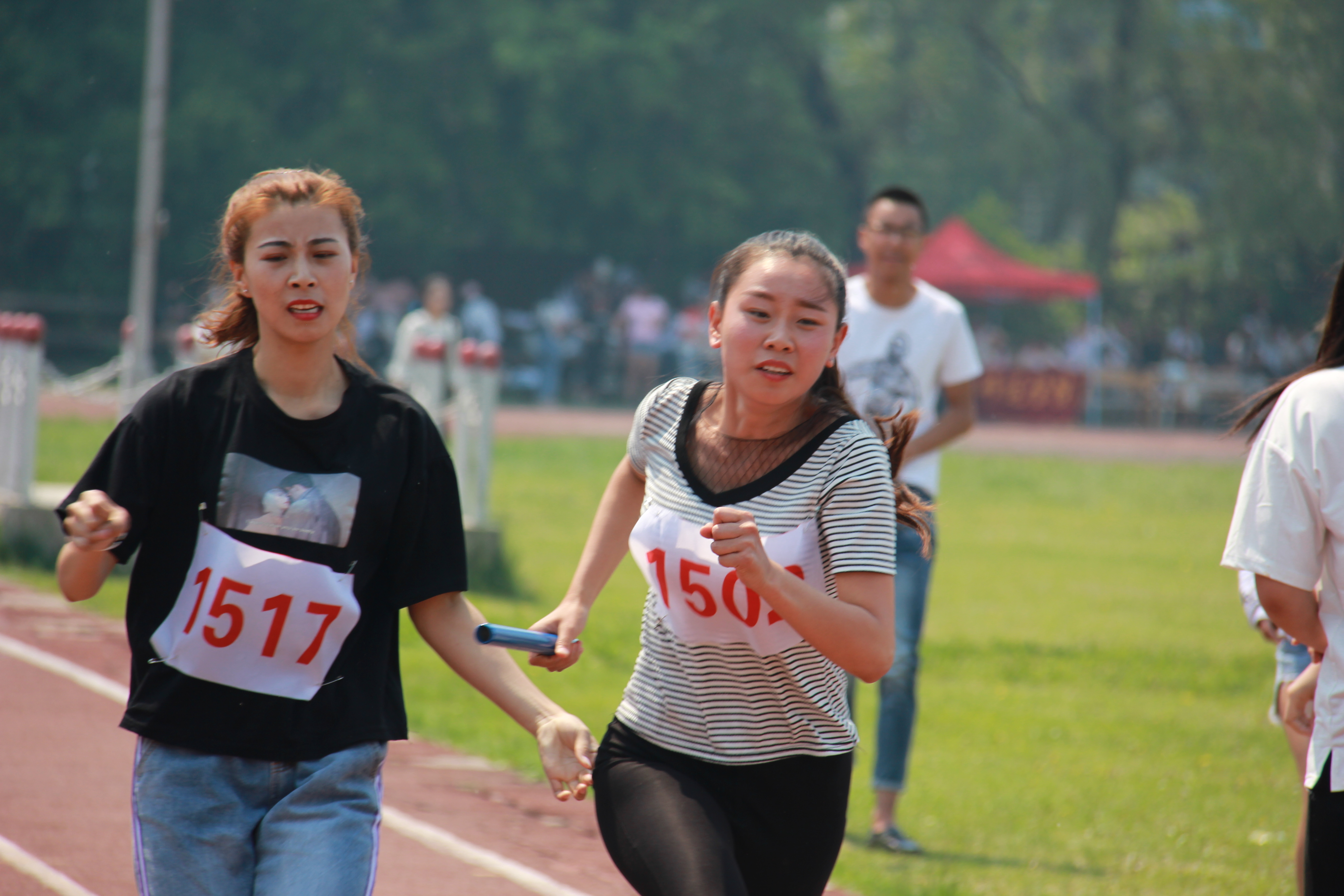 伊春職業(yè)學(xué)院成功舉辦第十二屆運(yùn)動(dòng)會(huì) 伊春職業(yè)學(xué)院成功舉辦第十二屆運(yùn)動(dòng)會(huì)