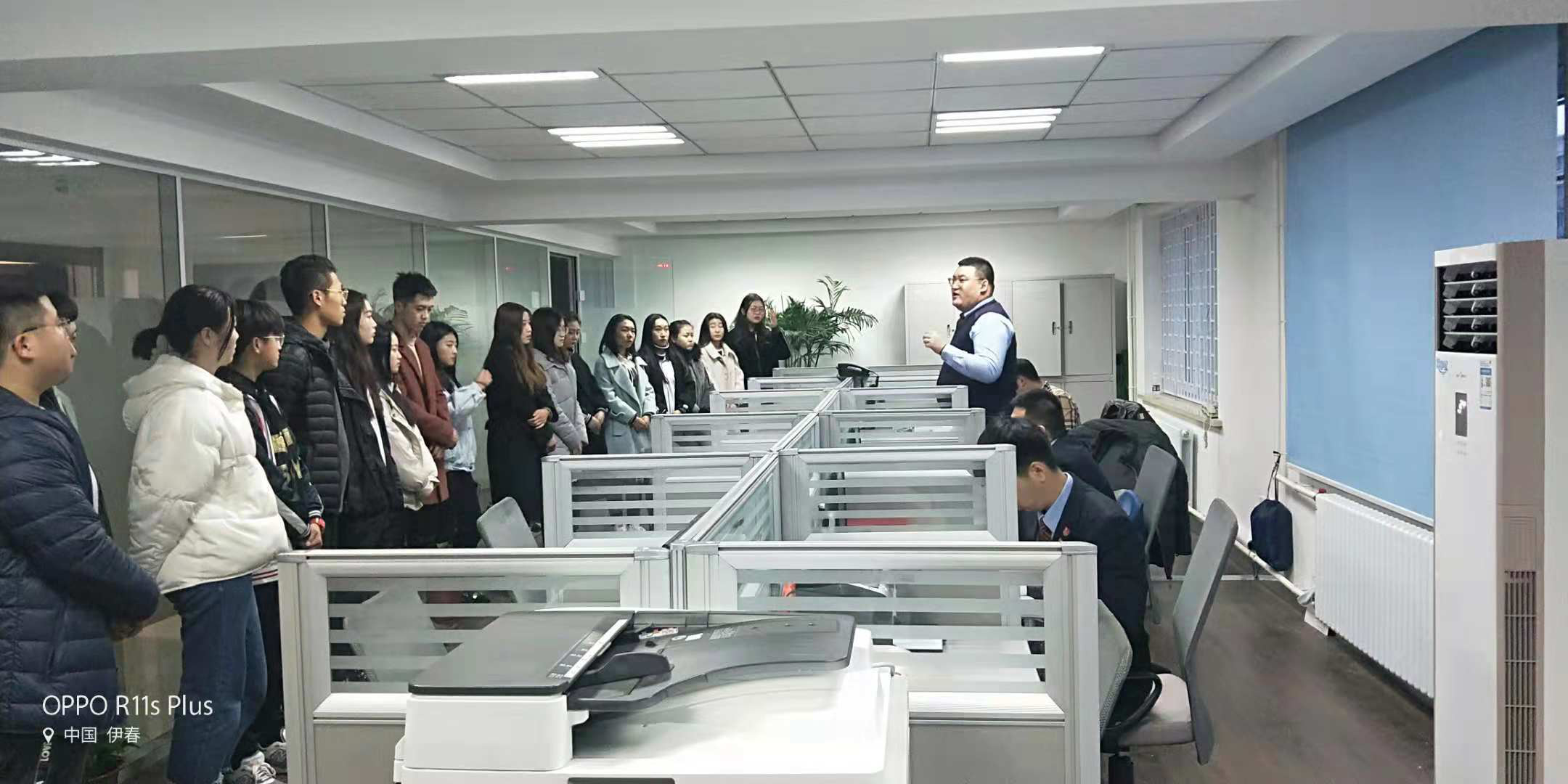 哈爾濱銀行與伊春職業(yè)學院成功舉辦“攜手相伴，哈行與您共成長”校園主題活動