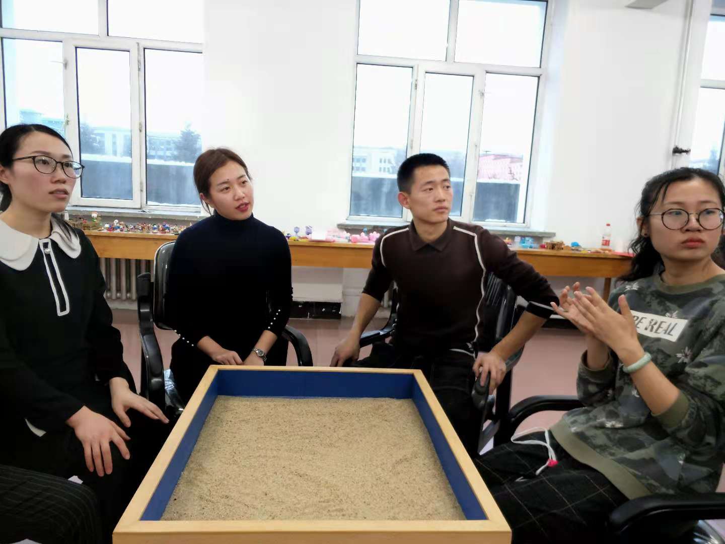 我校舉辦“科學減壓_促進心理健康”團體心理訓練活動 我校舉辦“科學減壓_促進心理健康”團體心理訓練活動