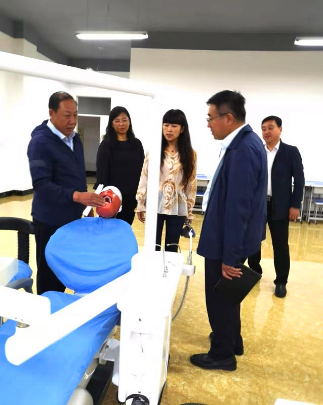 黨委書記麻昌杰同志深入教學(xué)一線實(shí)地調(diào)研