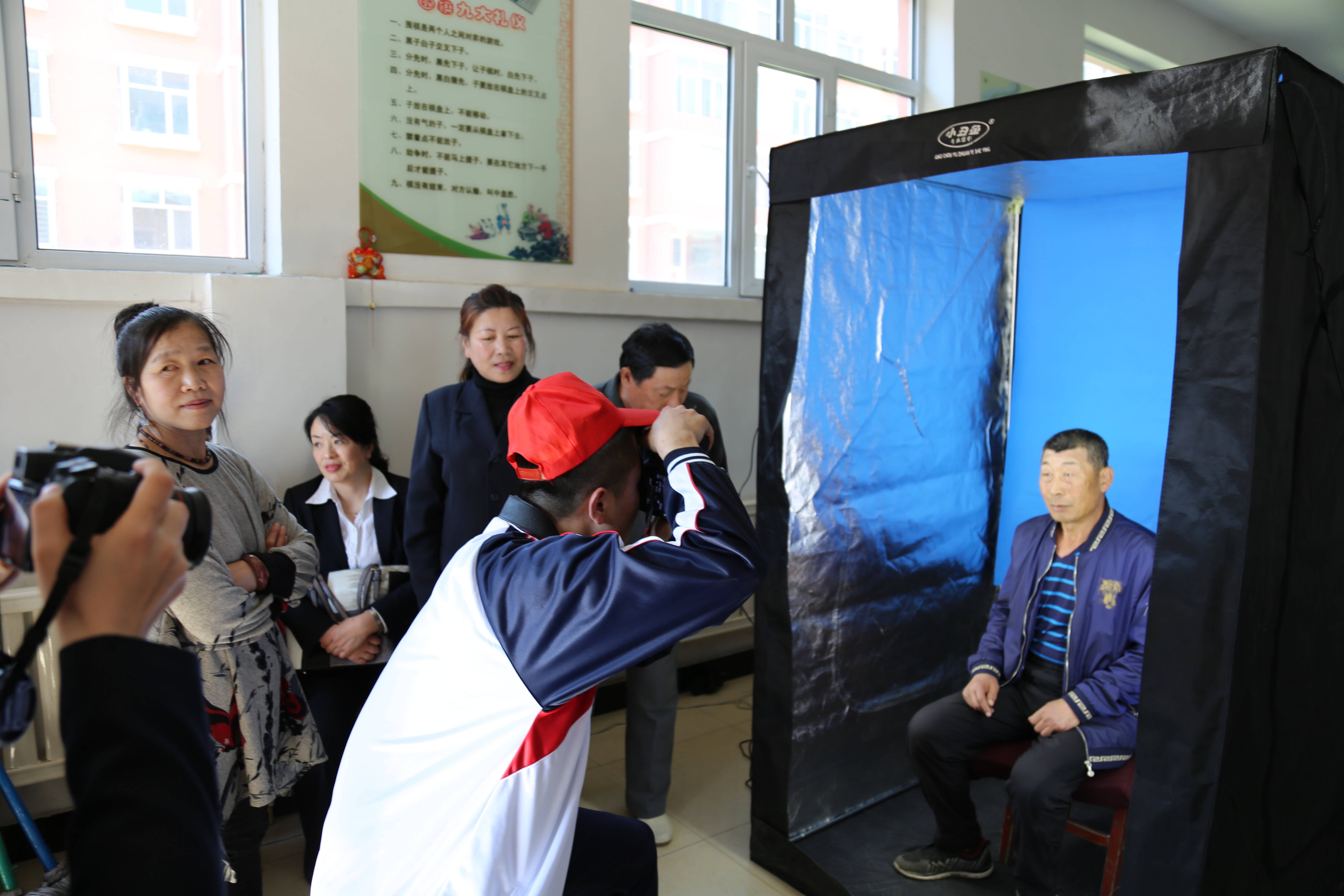 計(jì)算機(jī)應(yīng)用技術(shù)學(xué)院職業(yè)教育進(jìn)社區(qū) 計(jì)算機(jī)應(yīng)用技術(shù)學(xué)院職業(yè)教育進(jìn)社區(qū)