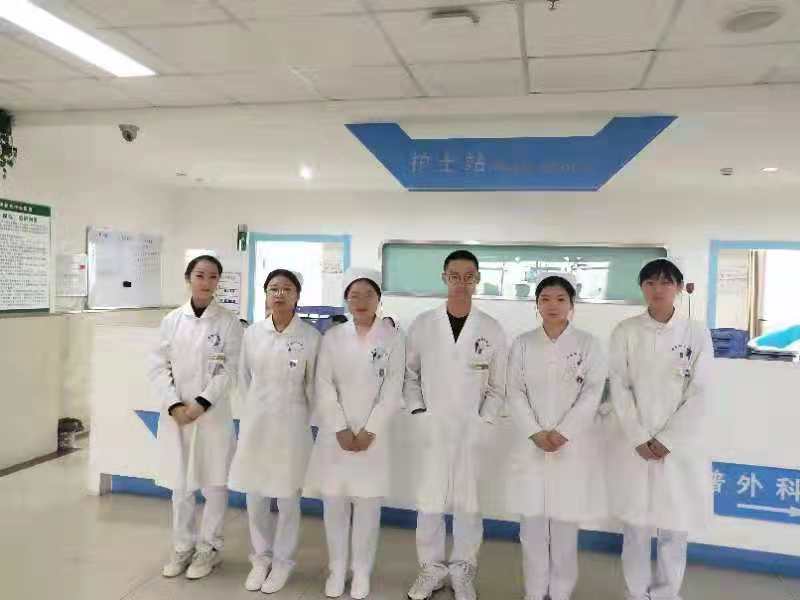 醫(yī)學(xué)技術(shù)學(xué)院學(xué)生課間見(jiàn)習(xí)情況