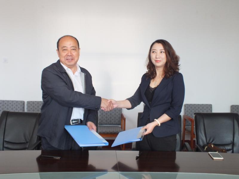 伊春職業(yè)學(xué)院與加美特公司初步達(dá)成聯(lián)合辦學(xué)意向 伊春職業(yè)學(xué)院與加美特公司初步達(dá)成聯(lián)合辦學(xué)意向