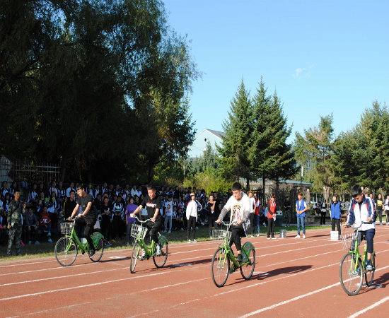 醫(yī)學(xué)技術(shù)學(xué)院趣味運(yùn)動(dòng)會(huì)圓滿落幕