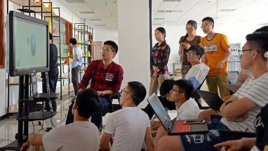 伊春職業(yè)學院KAB創(chuàng)業(yè)俱樂部成立啟動儀式