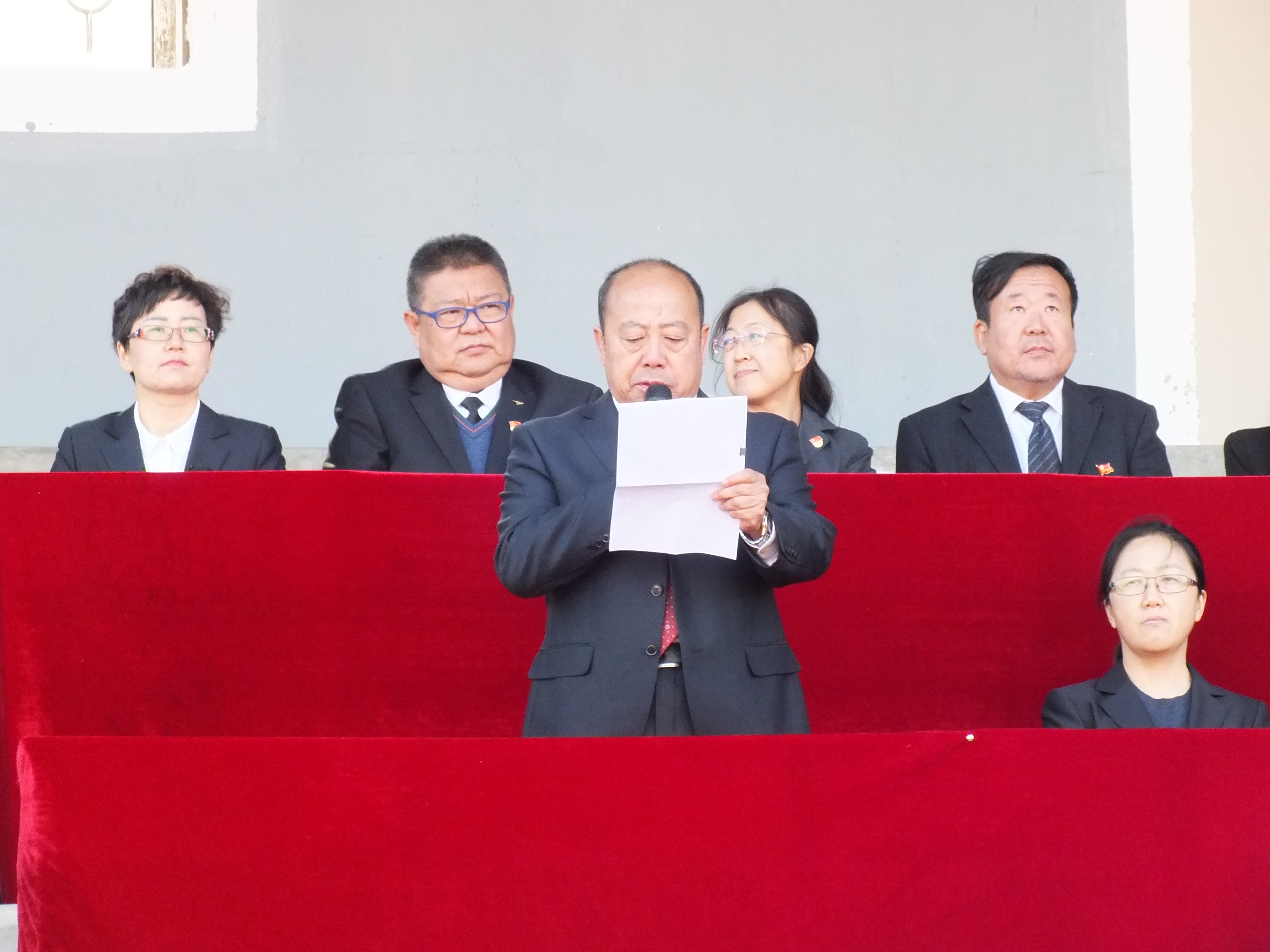 我校舉行2019級(jí)新生軍訓(xùn)總結(jié)表彰大會(huì)