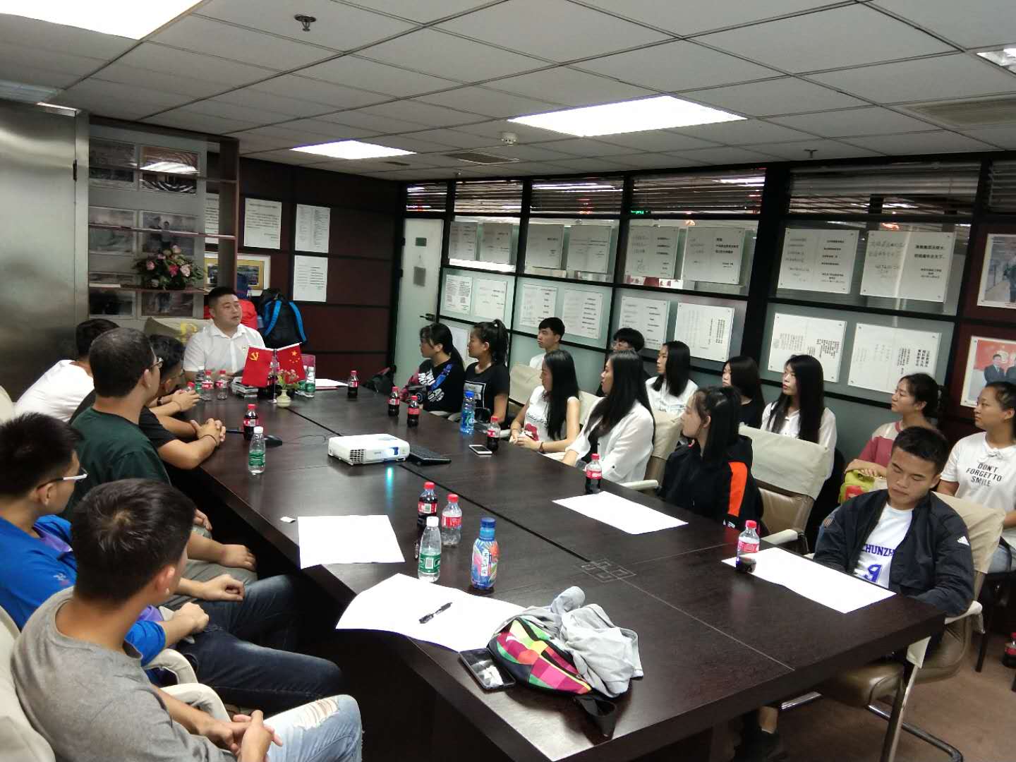 旅游商務(wù)學(xué)院高鐵、航空專業(yè)學(xué)生順利完成實習(xí)對接工作