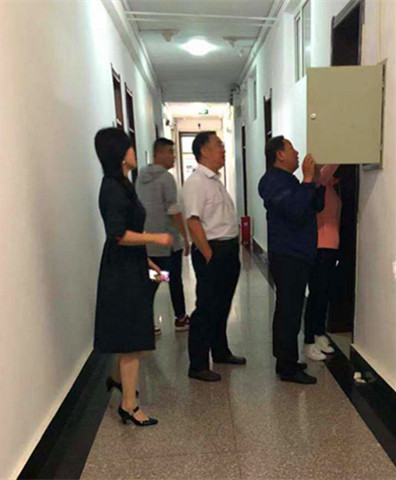 迎接新學(xué)期_開啟新征程——新學(xué)期“標(biāo)準(zhǔn)化教室”聯(lián)合大檢查