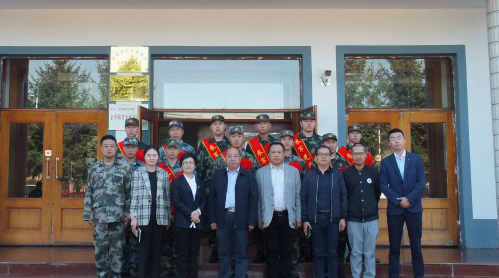 我校舉行2019年入伍大學(xué)生座談會(huì)